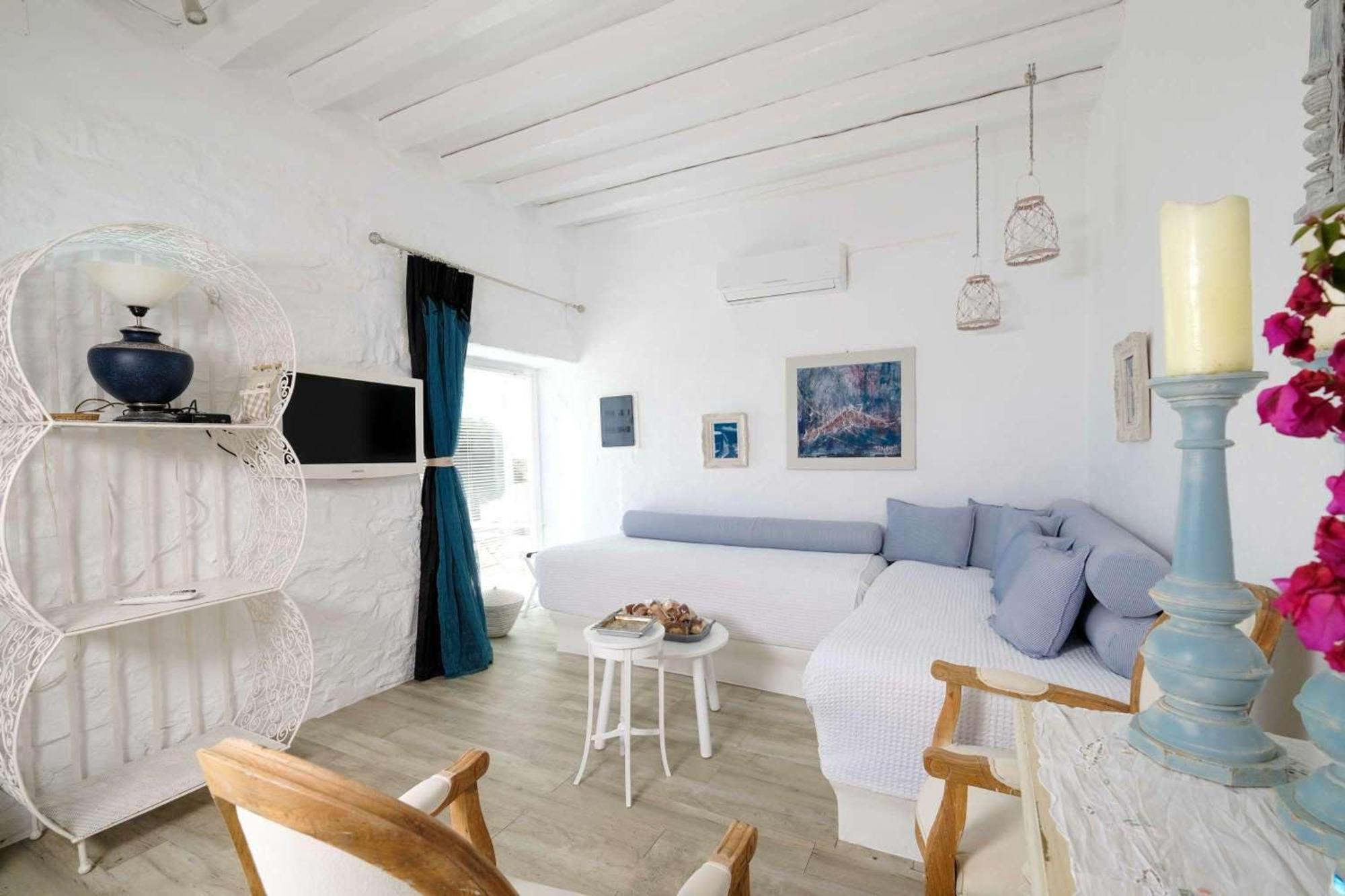 3 Paros All Season Villas Buitenkant foto