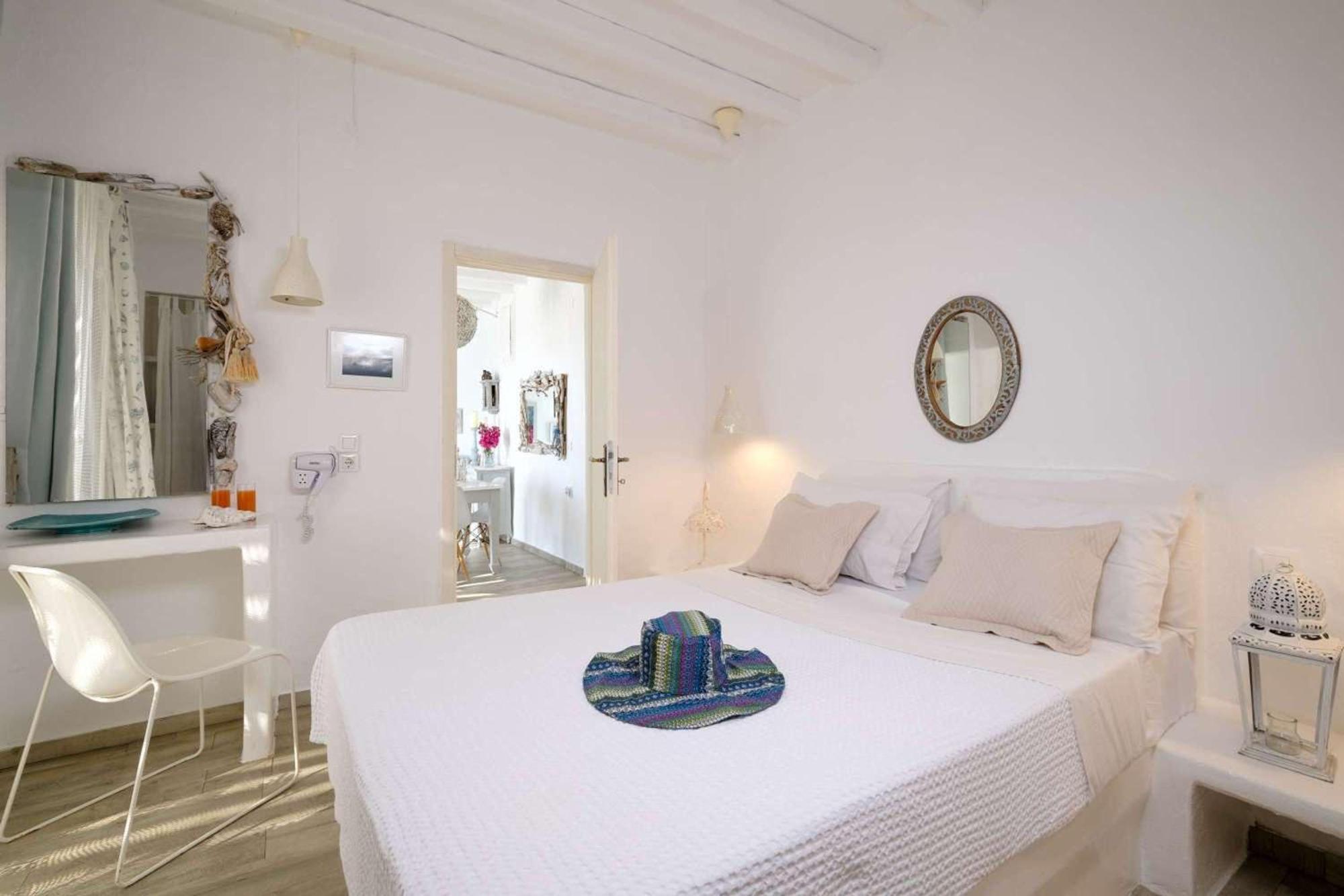 3 Paros All Season Villas Buitenkant foto